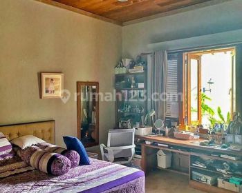 Rumah di Komokeks Bukit Cinere Indah