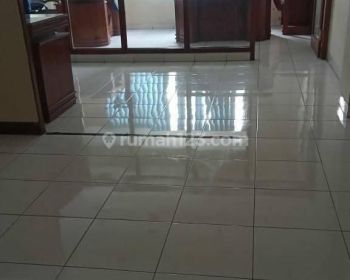 DISEWAKAN RUKO LEBAR 5 METER 4 LANTAI+ROOFTOP LEBAK BULUS STRATEGIS DIPINGGIR