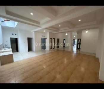 Disewakan Rumah Siap Huni Komplek Taman Holis Indah Bandung