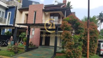 Rumah Strategis Dengan 4 Kamar Tidur Di Puri Bintaro Sektor 9