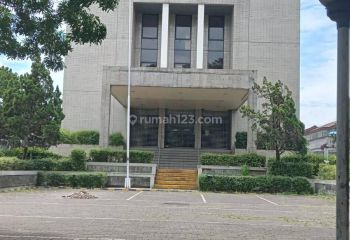 Gedung Cocok Untuk Kantor Lokasi Tengah Kota Otista, Bandung