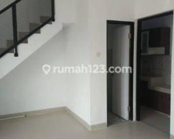 RUMAH TAKE OVER DP 160 JT NEGO SISA TENORNYA 13 THN LG DI CLUSTER CIKONENG BUAH