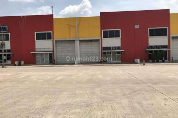Gudang di Green Sedayu Biz Park Cakung, Jakarta Timur 360 m Bagus