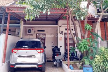 Rumah Seken Kondisi Terawat Dalam Perumahan di Tanah Baru Depok, Dekat Tol