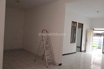 Disewakan rumah siap huni di taman kopo indah bandung