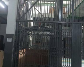 Gudang 1200 m SHM Sudah Renovasi