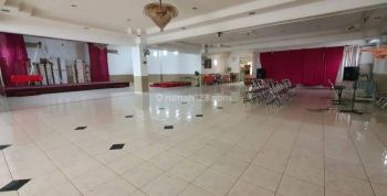 Gedung Ruang Usaha Di Mainroad Moh. Toha Bandung