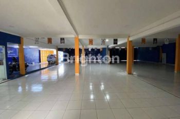 BANGUNAN EKS SHOWROOM MOBIL JL RAYA SERPONG