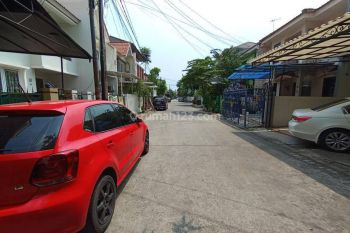 Disewakan murah Rumah 2 lantai 3 kamar di kelapa gading