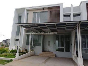 Rumah 2 Lantai, Bangunan Baru di Jakarta Garden City, Cluster Yarra dengan Row