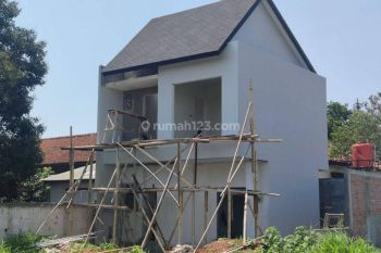 Rumah Cluster Strategis Eksklusif Pinggir Jalan Kelapa Dua Cimanggis Depok