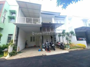 Rumah dalam cluster di Pondok kelapa Jakarta