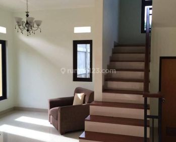 Rumah di Puri Pakkita Pesanggrahan Jakarta Selatan