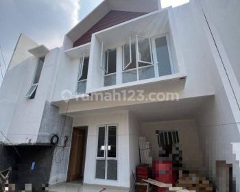Rumah Minimalis Modern Akses Tol Jatiwaringin pondok gede Bekasi