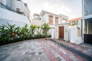 BRAND NEW FURNISH VILLA KEROBOKAN DEKAT SEMINYAK