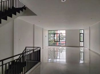 DI JUAL RUKO BARU TIGA LANTAI MAINDROAD KIARACONDONG