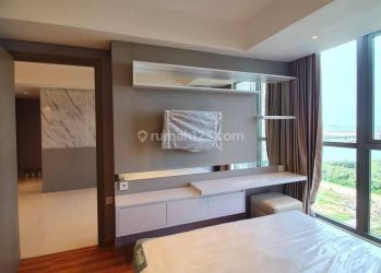 Apartemen Gold Coast Honolulu 3 BR Furnished