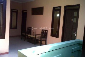 Rumah Atau Tempat Kost Siap Huni di Jl Cisaranten Kulon