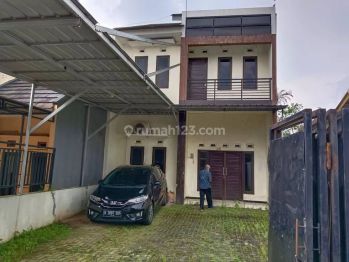 Rumah bagus di banyumanik