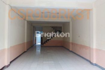 TURUN HARGA RUKO RAYA KENJERAN STRATEGIS UNTUK SEGALA MACAM USAHA, PARKIRAN LUAS