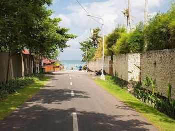 Luxury Villa with walking distance to the beach at Canggu