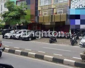 Ruko 3 Lantai + Basement di Soekarno Hatta