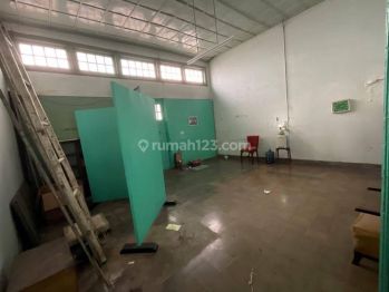 Ruko Strategis Dibawah Njopdi Sudirman , Bandung 205 M SHM