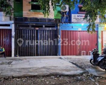 Dijual murah ruko siap huni lokasi strategis di duri Kosambi Cengkareng