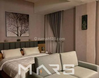 Disewakan Apartemen Taman Anggrek Residence 1 Bedroom Furnished