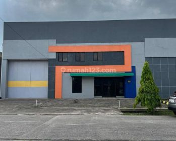 Gudang Besar di Gedebage, De Prima Terra