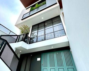Dijual Rumah Minimalis Modern Private Pool di Cepete