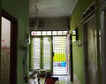 Di Jual Segera Rumah Cantik Strategis Di Taman Royal 3, Tangerang