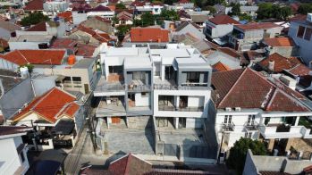 Rumah Baru Brand New di Tebet Barat, Akses Jalan 2 Mobil