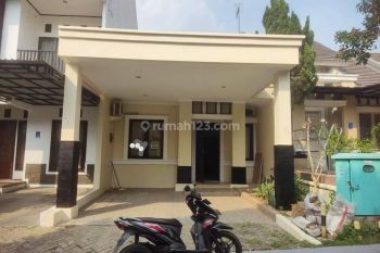 Rumah Minimalis Modern 2 Lantai Siap Huni