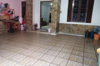 Rumah 1 lantai siap huni di komplek kembar