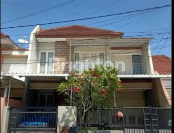 SHM ON HAND. RUMAH MODERN SIAP HUNI SEMI FURNISH DI MANYAR JAYA PRAJA AREA DEKAT