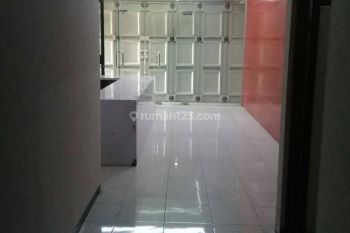 Ruko 3 lt siap pakai di buah batu commercial area