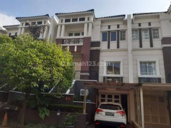 Rumah Furnished di Atas Mall Moi Kelapa Gading, Jakarta Utara