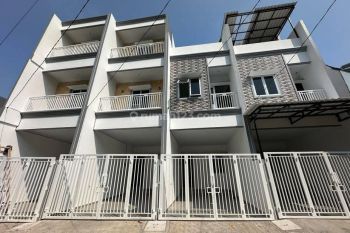 Non.633 Rumah New 3 Lantai Tanjung Duren Jakarta Barat
