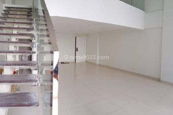 Vieloft Soho Ciputra World Surabaya Lantai 26 Hadap Utara Kosongan