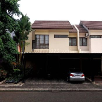 Rumah  di Icon Bsd City Lokasi Strategis