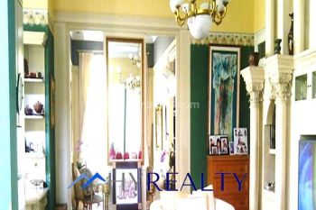 Rumah 2 Lantai Bagus Siap Huni di Setra Duta, Bandung