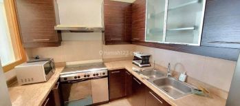 Apartemen Senayan Residences 3BR 165m Bagus Furnished