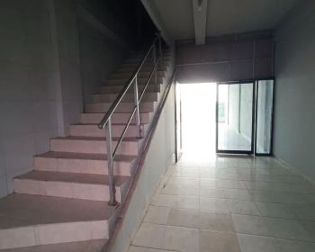 Ruko 3 Lantai Disewakan Hadap Barat, area Denpasar Barat