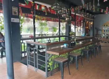 Disewakan Ruang Usaha 2 Lantai /Ruko Stategis di Depok Sleman