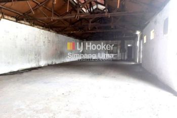 Gudang Strategis Tengah Kota Semarang Dijual di Jalan Besar Jendral Sudirman bud