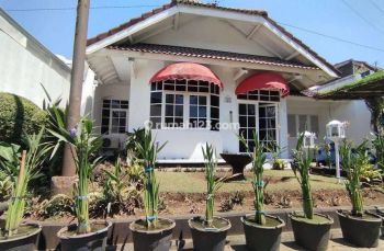 Disewakan Rumah Taman Pelesiran Cihamplas Kota Bandung