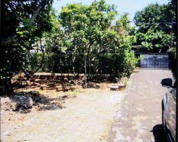 Dijual Rumah Tua Hitung Tanah di Pondok Pinang Jakarta Selatan