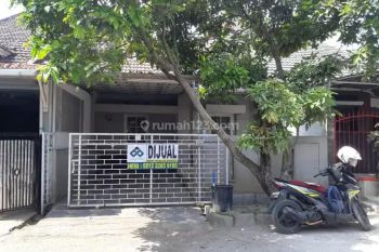 Rumah dijual di Komplek Bumi Adipura Gedebage Lingkungan Nyaman