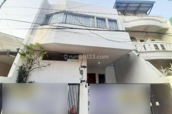 Rumah Bebas Banjir strategis di Tanjung Duren(TD229)